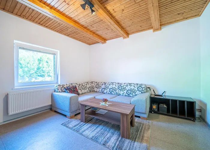 Dom V Lokalite So Slovenskym Orlojom 別荘 Stará Bystrica