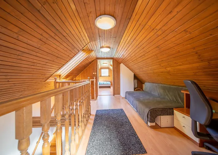 Dom V Lokalite So Slovenskym Orlojom 別荘 Stará Bystrica