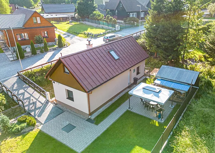 Dom V Lokalite So Slovenskym Orlojom 別荘 *